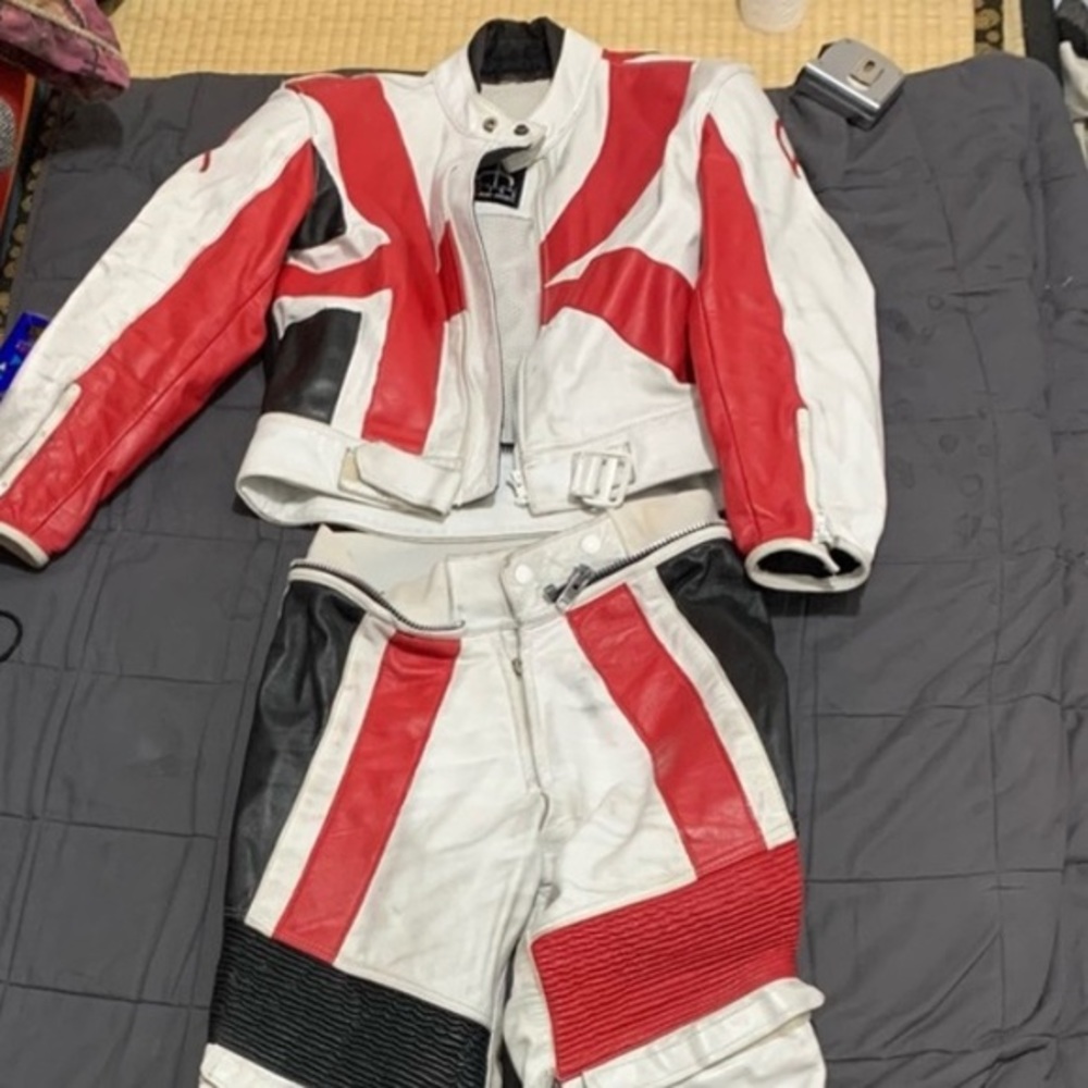 Women’s White red protective gear Akoury leather biker suit with protection 2 pc